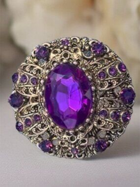 1-1/3" Vintage Gold Plated Florenza Style Ornate Amethyst Glass large brooch